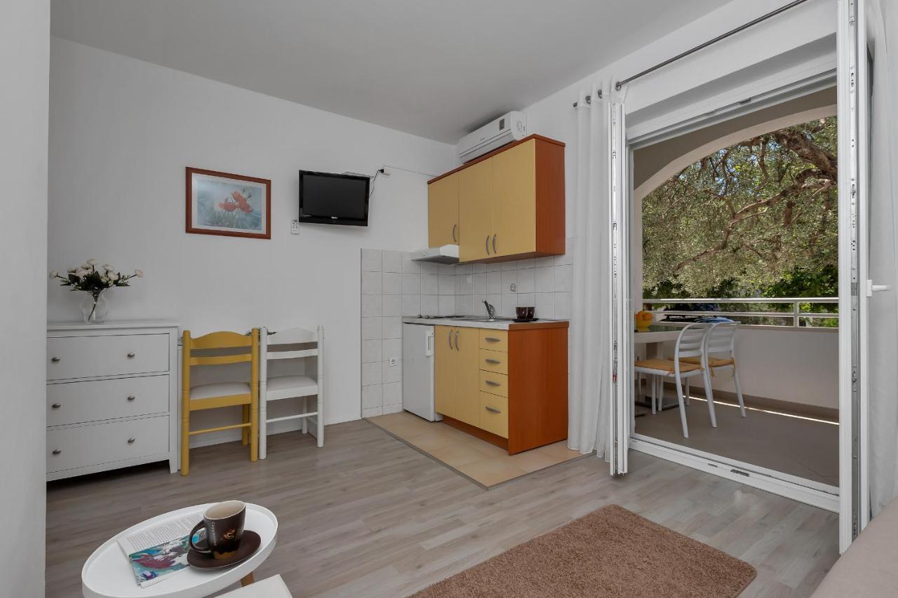 Apartments Marija Tucepi Exterior photo